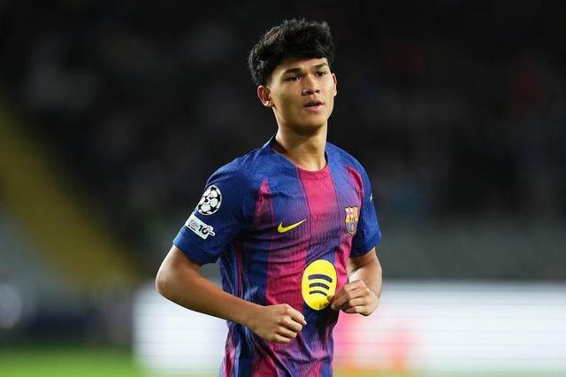 BOB半岛体育-早知道｜大巴黎签约巴萨18岁小将